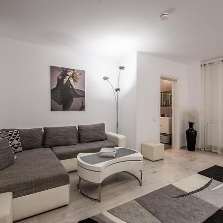 Studio Residence Militari M2 Bukarest Kültér fotó